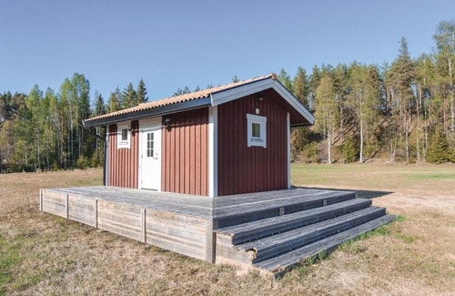 Ambjorby Casa | Beautiful Home In Ambjörby With Sauna