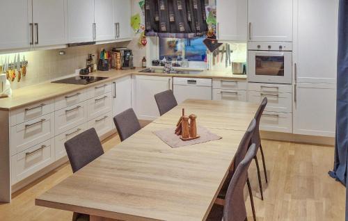 Berlevag Casa | Beautiful Home In Berlevåg With Sauna