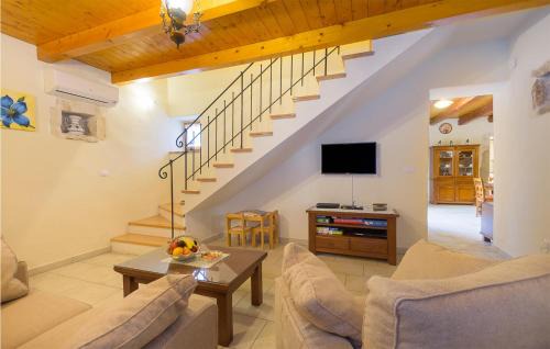 Bokordici Casa | Beautiful Home In Bokordici With Sauna