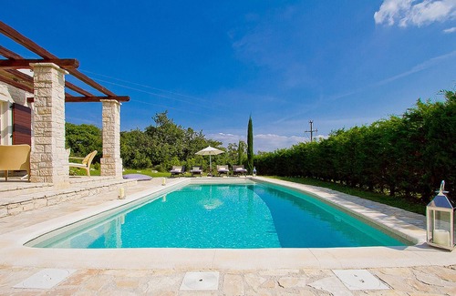Buzet Casa | Hermosa casa en Buzet
