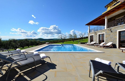 Sculci Casa | Hermosa casa en Buzet con sauna
