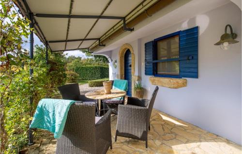 Sveti Ivan Dobrinjski Casa | Beautiful Home In Dobrinj With Wifi