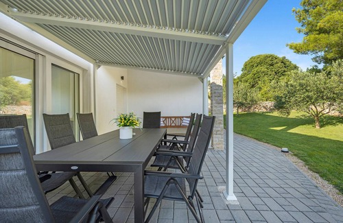 Sibenik Casa | Preciosa casa en Dubrava con sauna