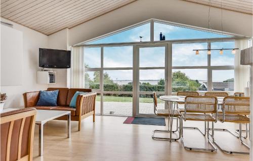 Bøjden Casa | Beautiful Home In Faaborg With Sauna