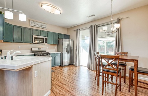 Roosevelt Casa | Beautiful home in Fresno