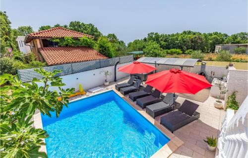 Kavran Casa | Beautiful Home In Kavran With Kitchen