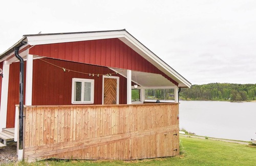 Klassbol Casa | Beautiful Home in Klässbol With 2 Bedrooms and Wifi