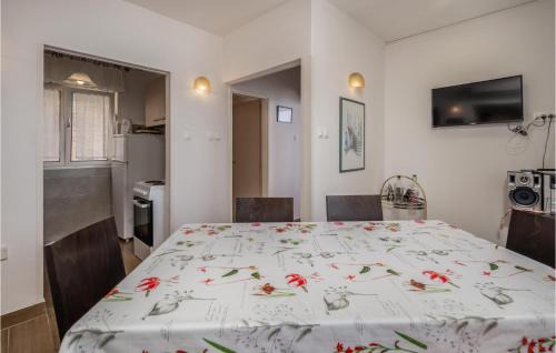 Baric Draga Casa | Beautiful Home In Lukovo Sugarje