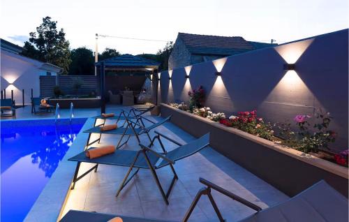 Lokvicici Casa | Beautiful Home In Lokvicici