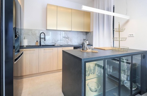 Jakisnica Casa | Hermosa casa en Lun