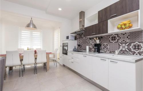 Mihotici Casa | Beautiful Home In Matulji With Wifi