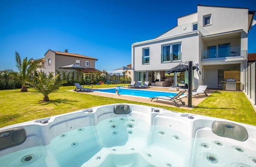 Rosini Casa | Villa Eni