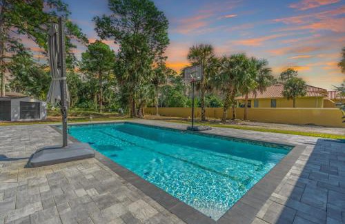 Rural Estates Casa | Beautiful Home in Naples with Huge Private Pool