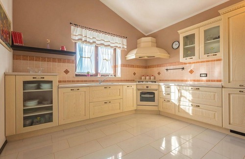 Mugeba Casa | Hermosa casa en Porec