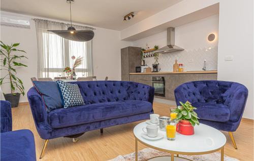 Brodarica Casa | Beautiful Home In Sibenik-Brodarica