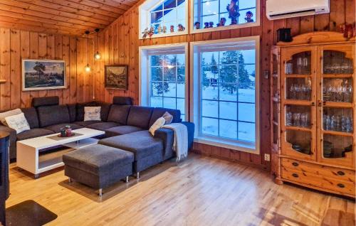 Ringsaker Casa | Beautiful Home In Sjusjøen With Sauna