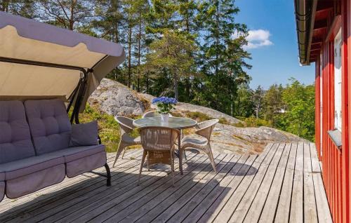 Sarpsborg Casa | Beautiful Home In Skjeberg With Kitchen