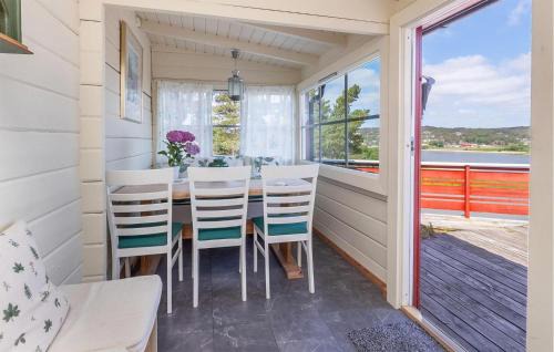 Sarpsborg Casa | Beautiful Home In Skjeberg With Kitchen