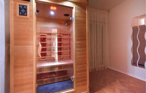 Srinjine Casa | Beautiful Home In Srinjine With Sauna