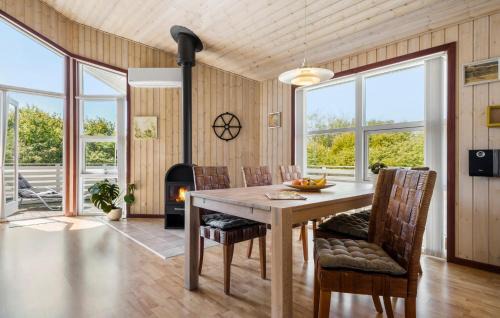 Skaven Strand Casa | Beautiful Home In Tarm With Wifi