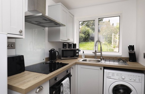 Cradley Casa | Beautiful home in the West Midlands near Birmingham sleeps up to 6 people