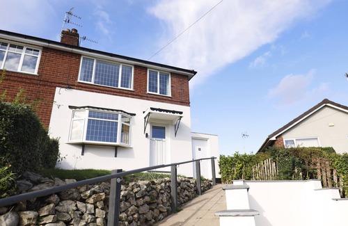 Cradley Casa | Beautiful home in the West Midlands near Birmingham sleeps up to 6 people