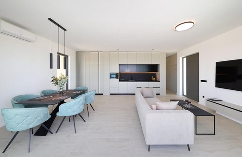 Kraj Casa | Hermosa casa en Tkon