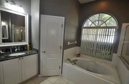 East County Civic Group Casa | Beautiful home in Valrico FL