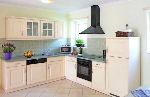 Verchen Casa | Hermosa casa en Verchen con cocina
