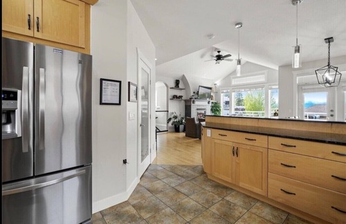 Southwest Mission Casa | Beautiful Home Kelowna