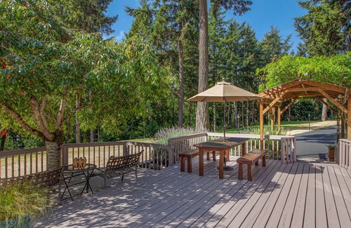 Roche Harbor Casa | Beautiful Home near Roche Harbor! (QPR)