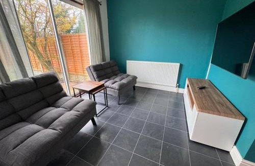 Oldbury Casa | Beautiful Home near Birmingham