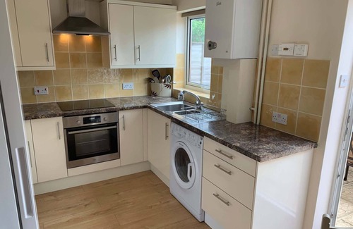 Taunton Casa | Beautiful home near to Musgrove Park Hospital