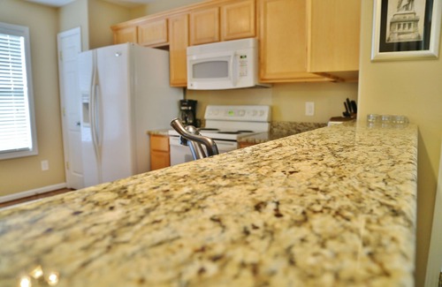 East Forest Casa | Hermosa casa cerca de Uptown y South Park Mall