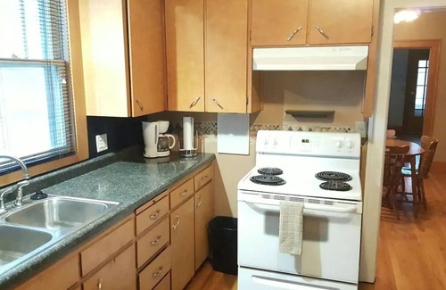 Omaha Casa | Beautiful Home near Zoo/College World Series/Downtown