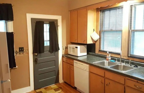 Omaha Casa | Beautiful Home near Zoo/College World Series/Downtown