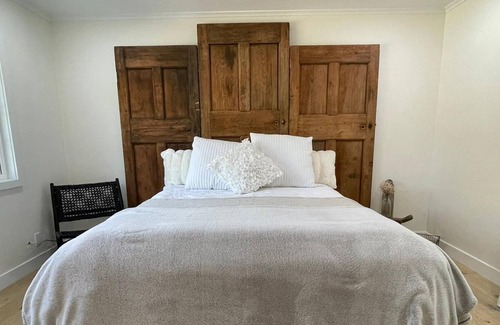 Santa Barbara County Otro | Beautiful Home on historic ranch in Santa Ynez Valley