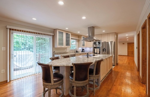 Fort Washington Casa | Beautiful Home near MGM/National Harbor