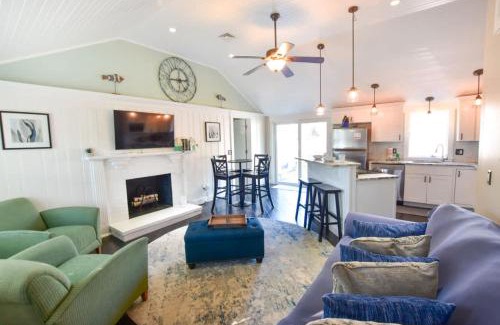 West Yarmouth Casa | Beautiful Home Walk to Water Dog Welcome