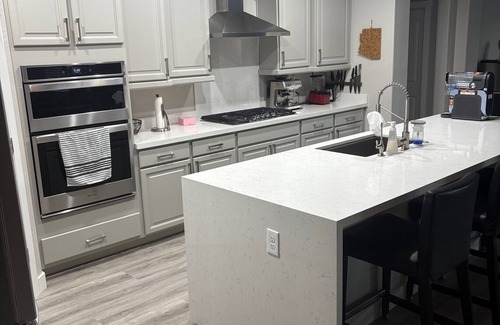 Buckeye Casa | Beautiful home with Hot Tub, Pool, Outdoor Bar, Spring Training, Golf
