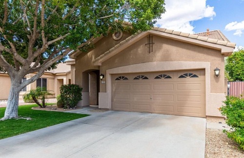 Sierra Verde at Arrowhead Ranch Casa | Beautiful Home with Private Pool!
