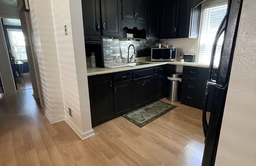 Fond du Lac Casa | Beautiful home with massage shower!