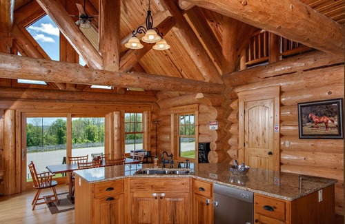 Town of Dover Casa | Beautiful Horse Farm
