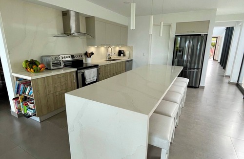 Heredia Casa | Beautiful house with pool in Heredia, ideal for families and long stays.