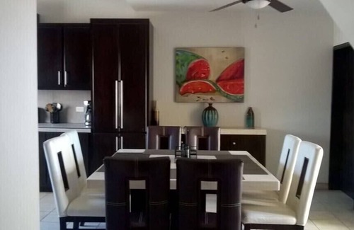 Kino Nuevo Casa | Hermosa casa en el lado de la playa