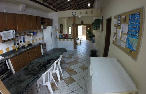 Santa Terezinha Casa | Hermosa casa (a 60 metros de la playa, 16 personas, 5 habitaciones, 3 con aire acondicionado).