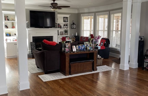 Gracewood Casa | Beautiful House available for Masters Rental