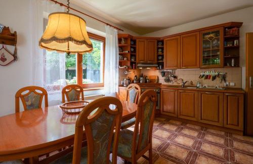 Rabyne Casa | Beautiful house by the river with its own dock