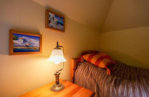 Rabyne Casa | Beautiful house by the river with its own dock
