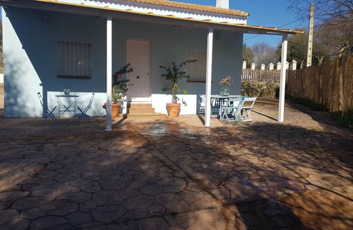Almodovar del Río Chalet De Esquí | Beautiful house with natural caves and salt water pool